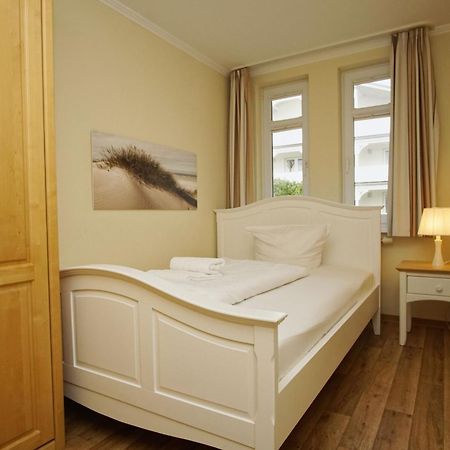 Mit Meerblick Und Balkon, Gratis Nutzung Vom Ahoi Erlebnisbad Und Sauna In Sellin - Meeresblick Fewo 38 Goehren  Εξωτερικό φωτογραφία